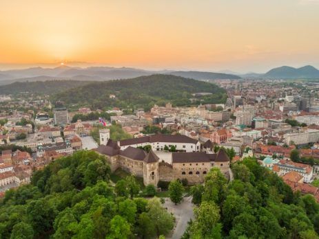 Single permit for residence and work in Slovenia simplifies the procedures