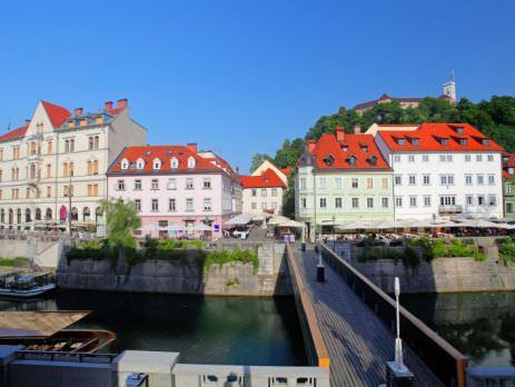 Accounting in Slovenia: accounting service or personal accountant