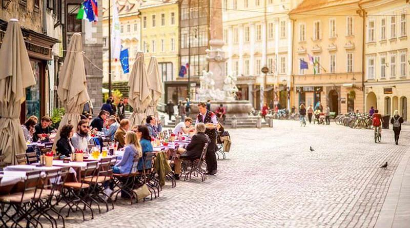 Street trading in Slovenia and mobile outlets