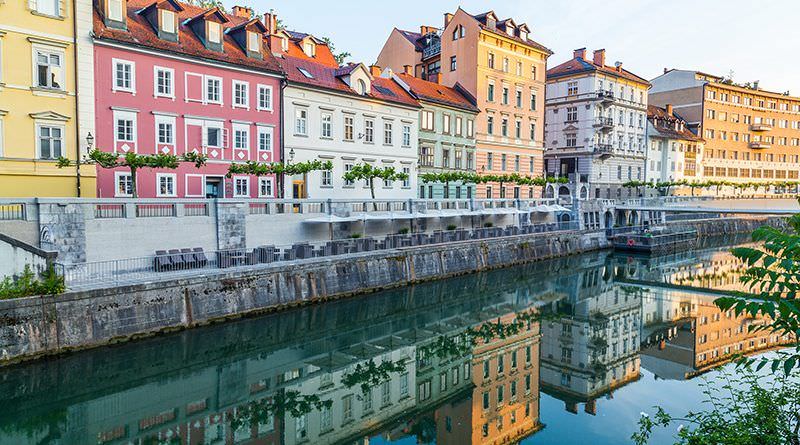 VAT for online sales in Slovenia