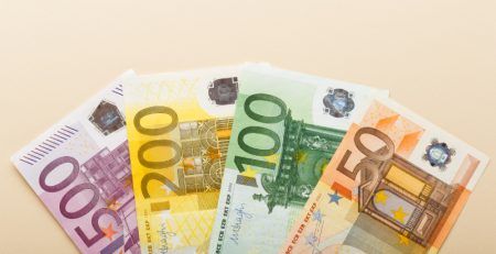 Minimum monthly wage in SloveniaEU in 2021