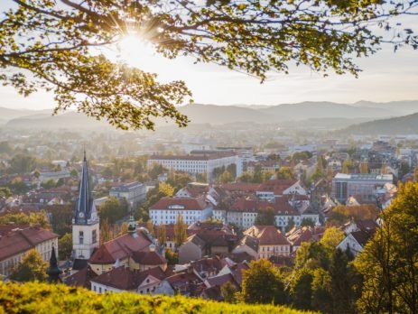 Korak po korak poslovne migracije u Sloveniju