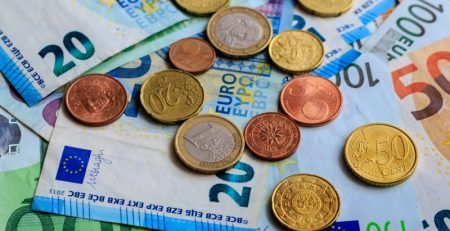 Novčana naknada plate i plaćanje doprinosa u Sloveniji - poslodavci, koliko i kada?