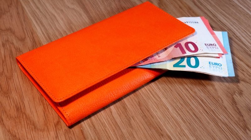 Zarada u SlovenijiEU povećanje bruto plate