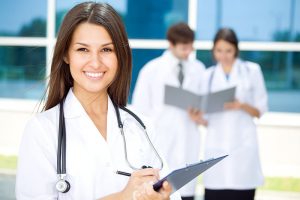 Preventivni zdravstveni pregledi - ali je potrebno tudi zagotavljanje periodičnih pregledov?