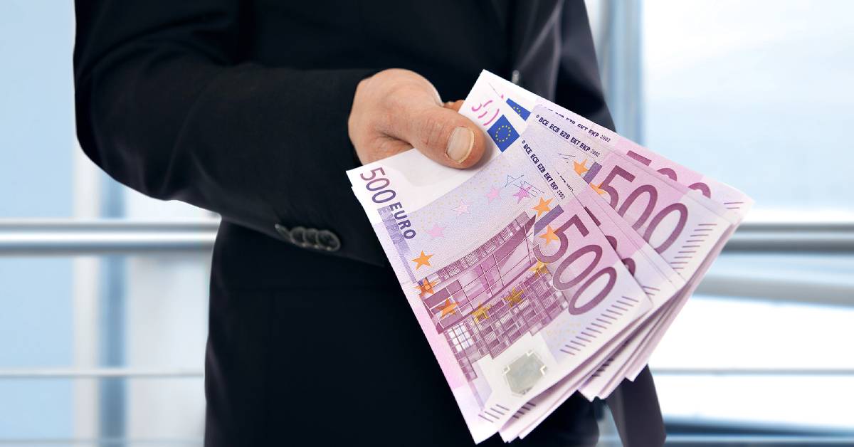 akontacija dohodnine od dohodka iz dejavnosti