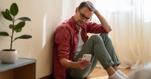 čakanje na delo doma