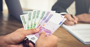 odpravnina v primeru stečaja